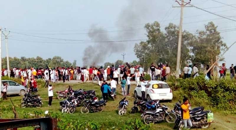 Leaders of different parties stopped on way to Lakhimpur Kheri after deadly clash